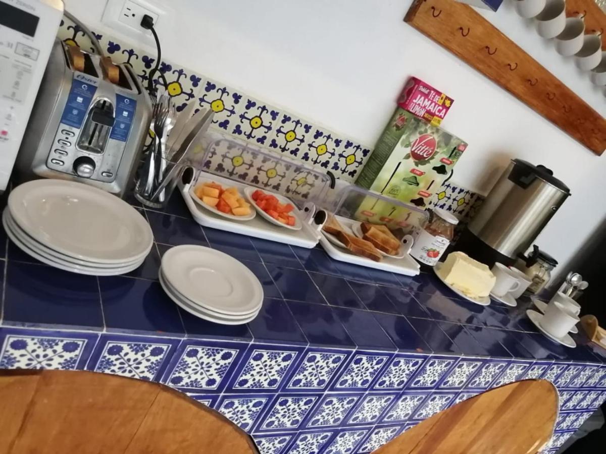 Mio Cancun Hotel Boutique Dış mekan fotoğraf A typical breakfast buffet